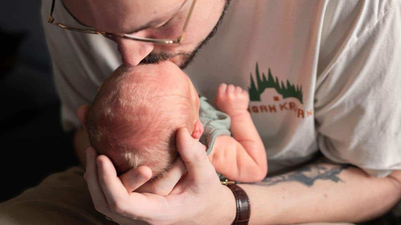 Faceless Newborn Photography in Winston-Salem (1)